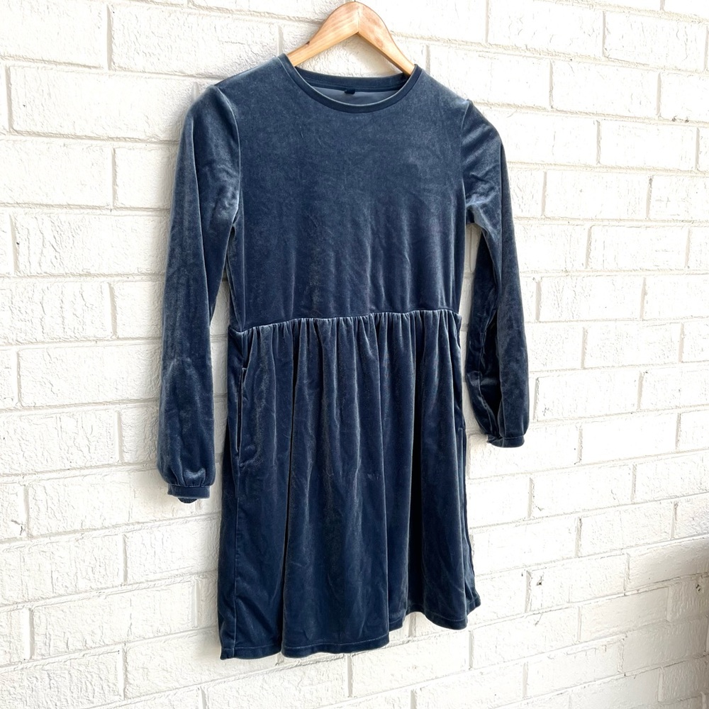 Uniqlo Girls Blue Gray Dress for Tween Girl